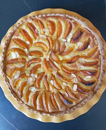 Tarte aux abricots et à l’amande