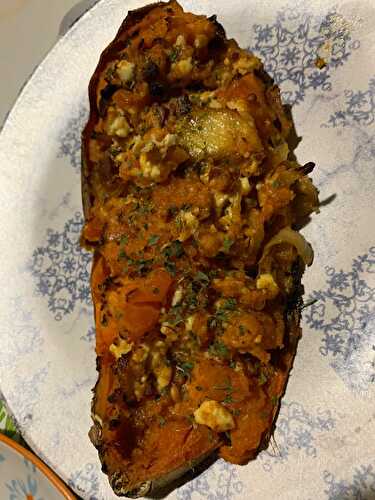 PATATE DOUCE FARCIE A LA FETA ET CROUTE DE MIEL