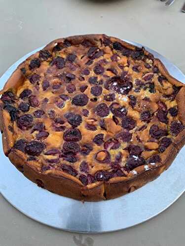 CLAFOUTIS AUX CERISES