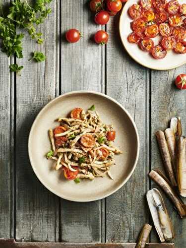 Spaghetti de couteaux aux tomates confites