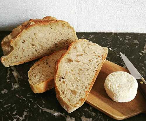 13 étapes pour faire son pain au levain maison facile ! 🥖