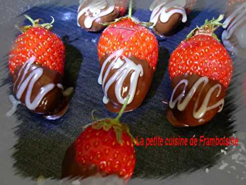 Fraises habillées de chocolat