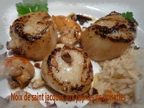 Noix de saint jacques aux pepites de noisettes et balsamique