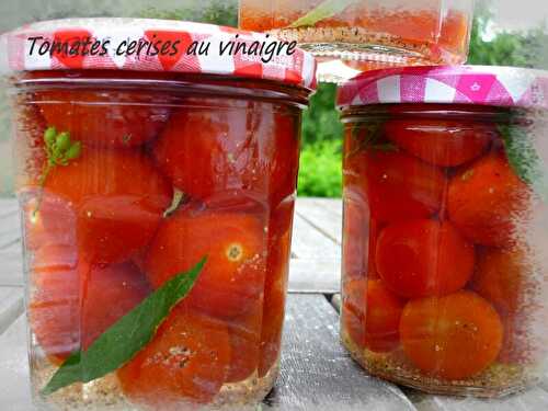 Tomates cerises au vinaigre en bocal