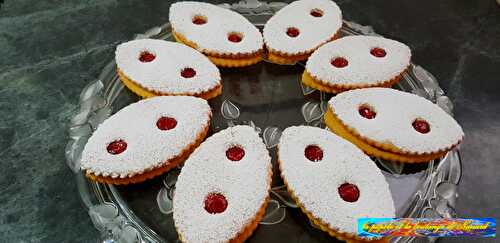 Sablés lunettes à la marmelade de framboises