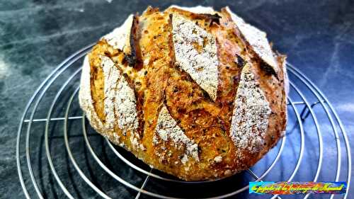 Pain au levain aux graines