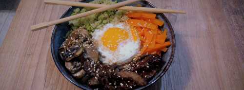 Bibimbap bœuf, brocolis, champignons, carottes