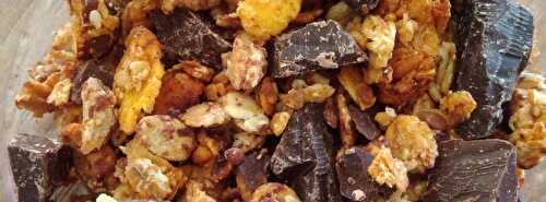 Granola noisettes, 3 noix et chocolat noir maison