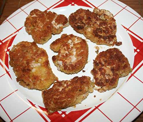 Des cervelles de porc panées à l'anglaise