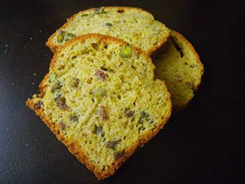 Cake sucré aux pistaches et huile d'olive