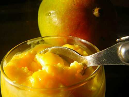 Crème glacée minute mangue et gingembre confit