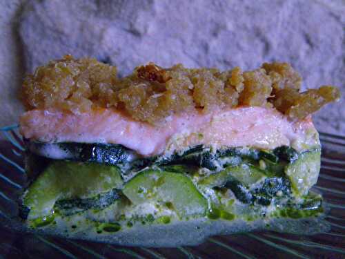 Crumble de quinoa aux courgettes et saumon
