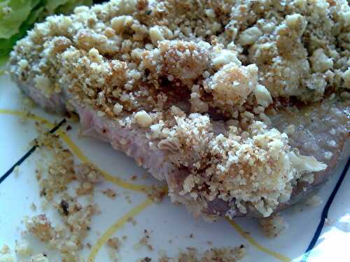 Escalopes de veau en croûte de noix et de roquefort