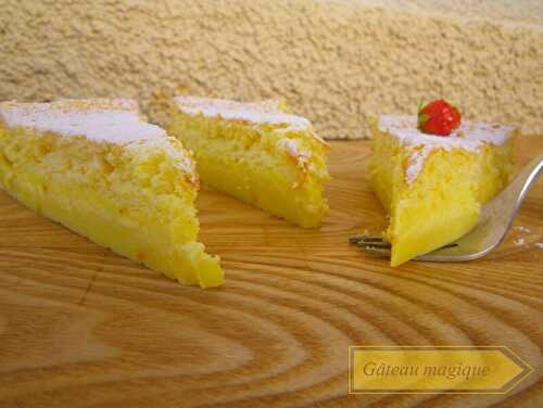 Gâteau magique au citron et curcuma frais