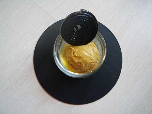 Glace au réglisse