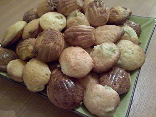 Madeleines minutes au chocolat blanc et rhubarbe