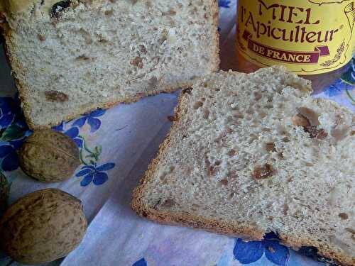 Pain à la cannelle et aux noix
