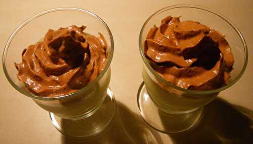 Panna cotta au chocolat blanc et mousse de chocolat noir