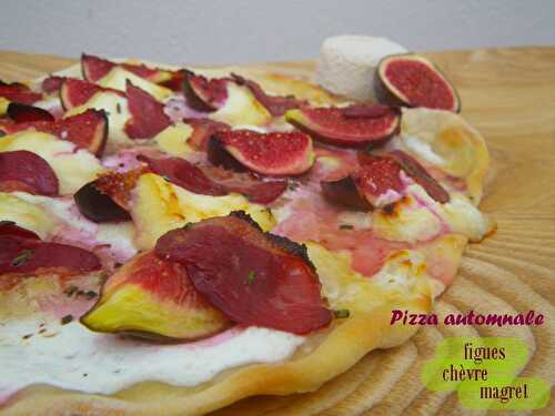 Pizza automnale figues, magret et crottin de Chavignol