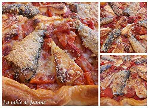 Tarte aux sardines pimentées, poivrons rouges, pesto rosso et fromages