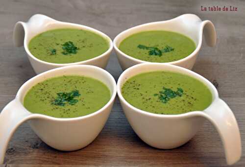 Soupe de petits pois et sucrine à l’estragon