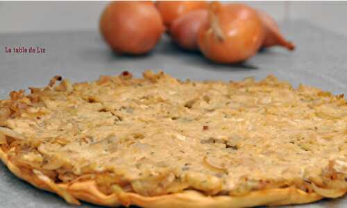 Tarte végane aux oignons caramélisés.