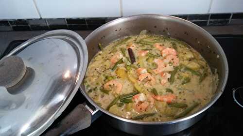 CREVETTES AU CURRY VERT THAI