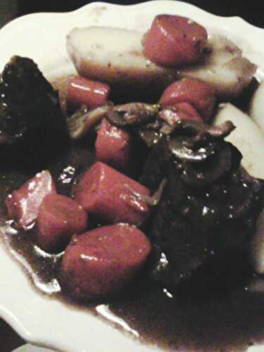 DAUBE AU VIN ROUGE DE BOURGUEIL