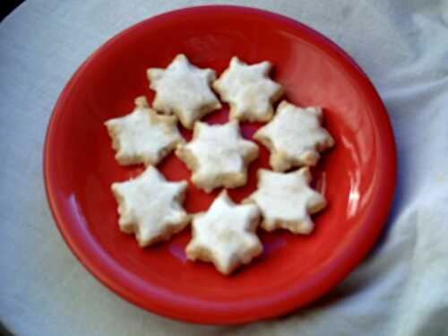 ETOILES AMANDES CANNELLE ORANGE