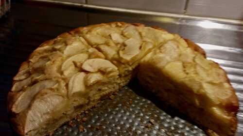 GÂTEAU AUX POMMES