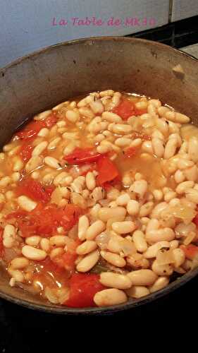 HARICOTS BLANCS À LA BRETONNE