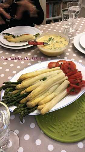 LA SAUCE MOUSSELINE DES ASPERGES