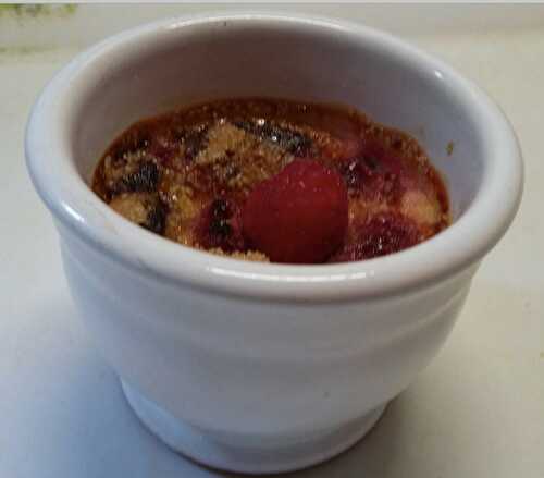 CRÈME BRÛLÉE AUX FRAMBOISES