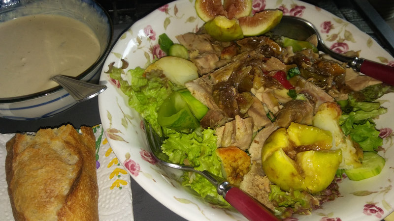 SALADE DE POULET SAUCE CAESAR MAISON