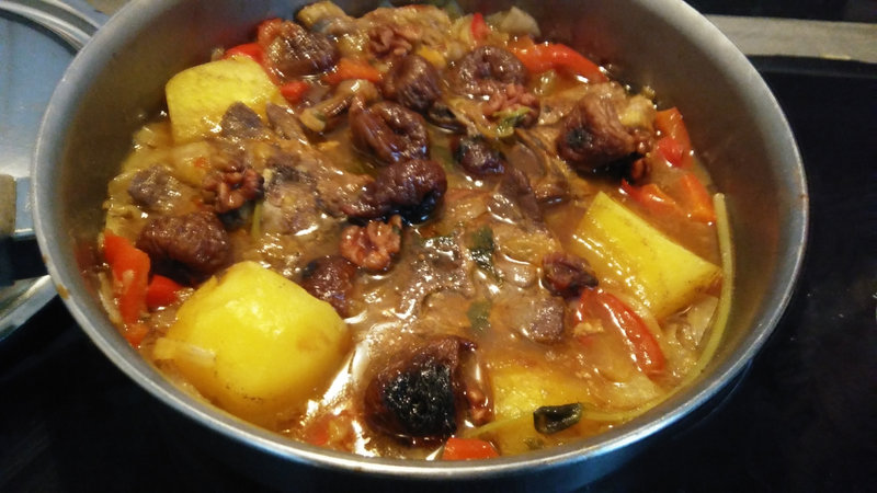 TAJINE D'AGNEAU AUX FIGUES SÈCHES