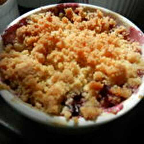 CRUMBLE MYRTILLE SAUVAGE ET POMME