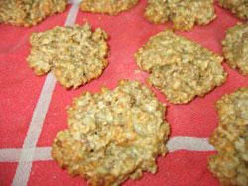 Biscuits aux flocons d'avoine et au sésame - La table de Vio
