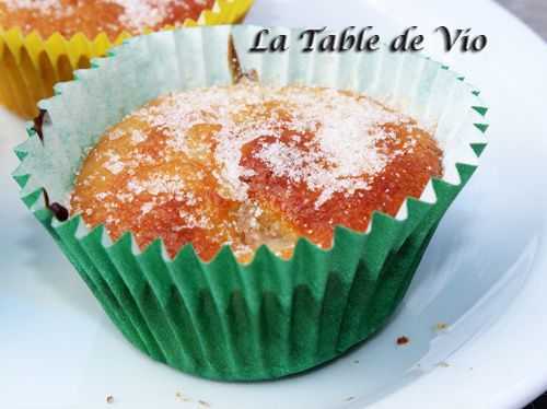 Muffins extra moelleux à la rhubarbe - La table de Vio