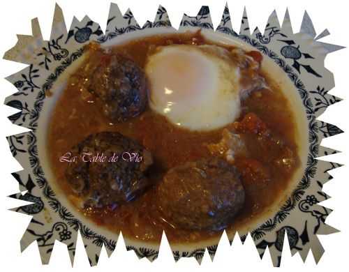 Tajine oeufs kefta