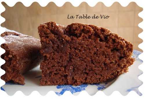 Un gâteau chocolat amandes - La table de Vio