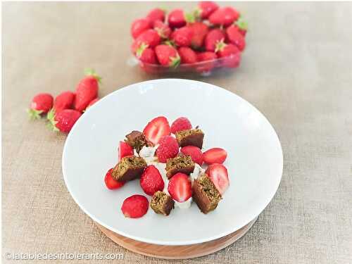 TARTE AUX FRAISES DESTRUCTURÉE sans gluten, sans lait ou sans lactose, sans sucre