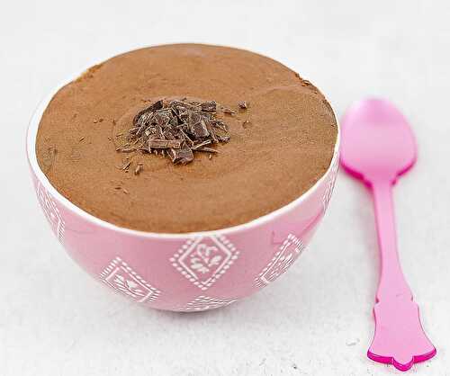 MOUSSE AU CHOCOLAT VEGAN sans gluten ni lait ni sucre ni œuf