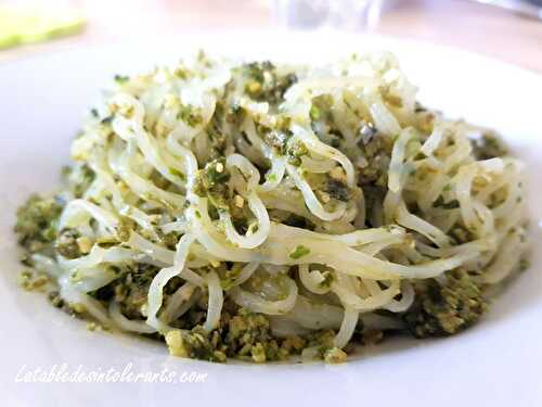 SPAGHETTIS (SHIRATAKI) DE KONJAC AU PESTO sans gluten ni lait