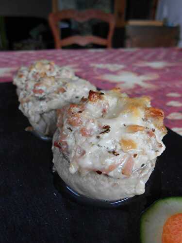 Champignons farci à la brousse et au jambon