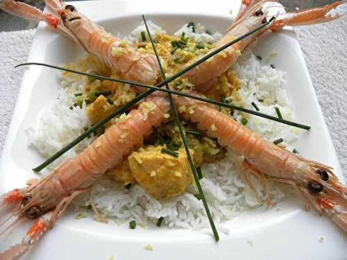 Curry de saumon et de langoustines