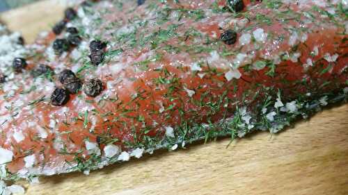 Gravlax de saumon aux herbes fraiches