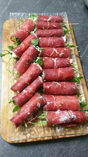 Roulade de Bresaola à la roquette