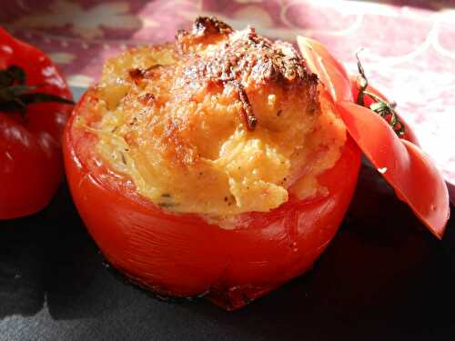 Tomates farcies à la polenta