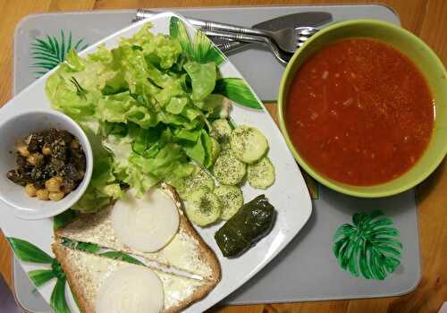 Assiette anglaise mais à l'orientale et soupe de tomate plutôt à l'indienne