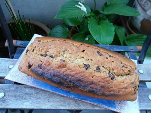 Banana bread with chocolate chips